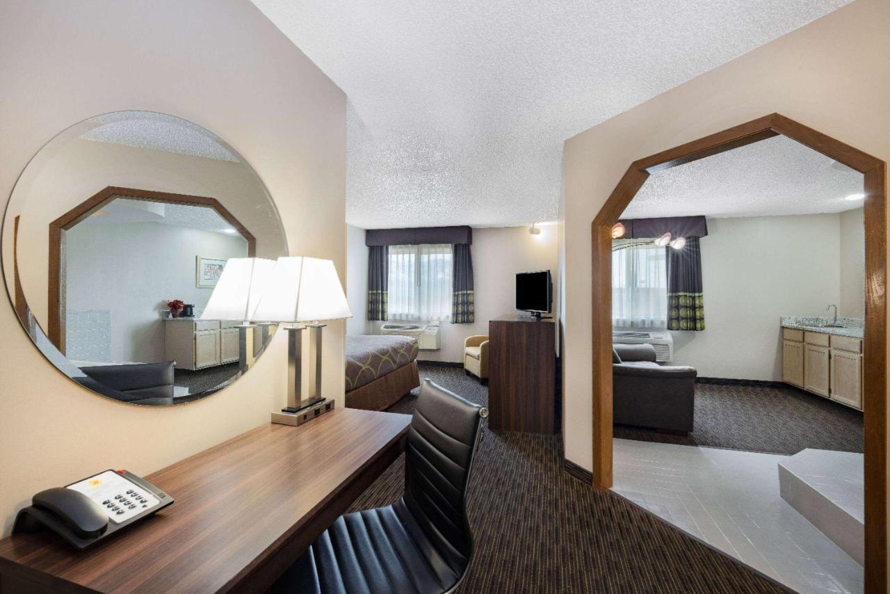 Super 8 By Wyndham Richfield Ut Hotel Exterior foto