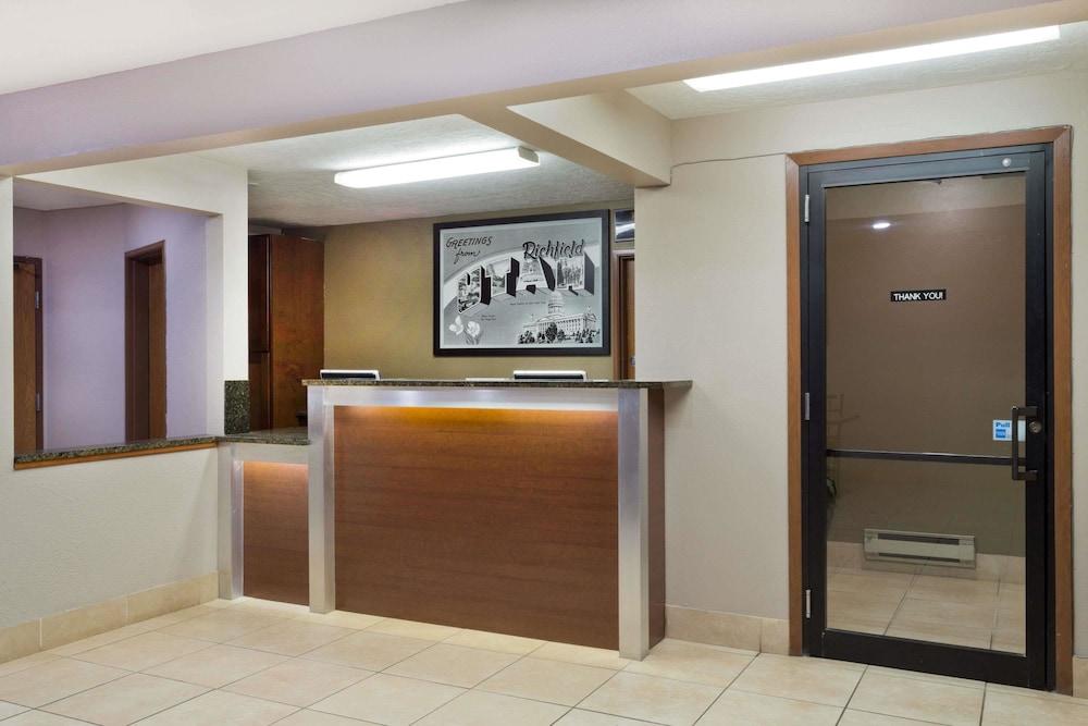 Super 8 By Wyndham Richfield Ut Hotel Exterior foto